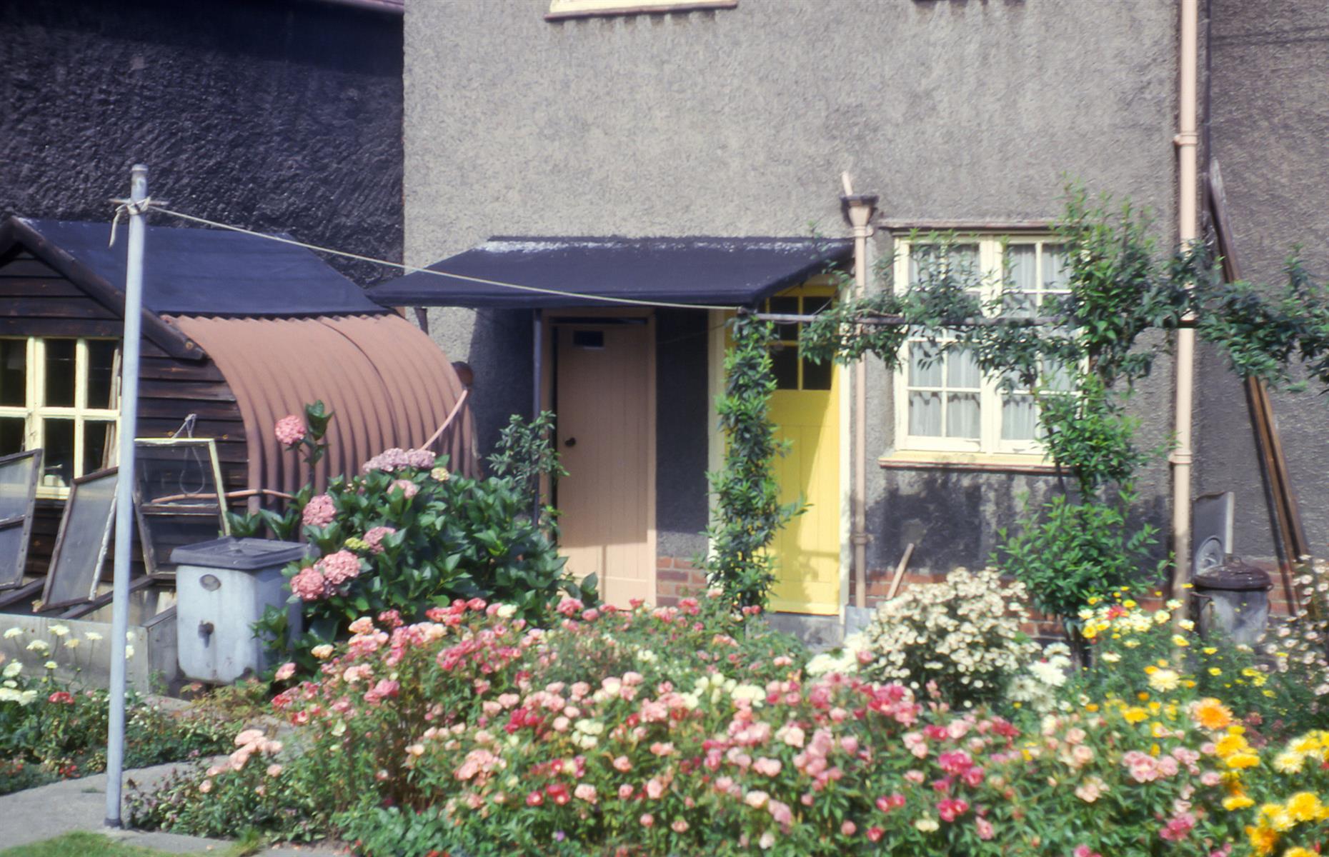 Anderson shelters