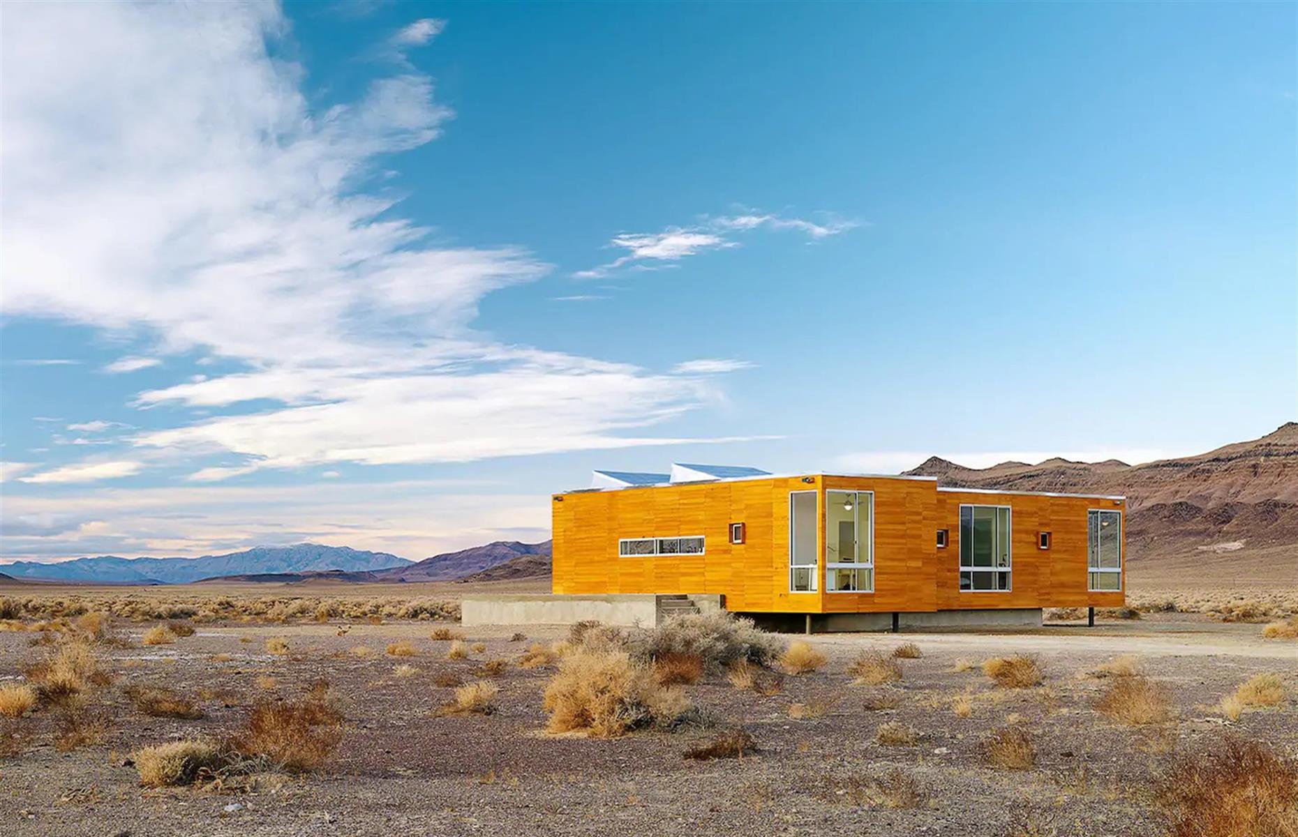 Nevada: remote home in Beatty
