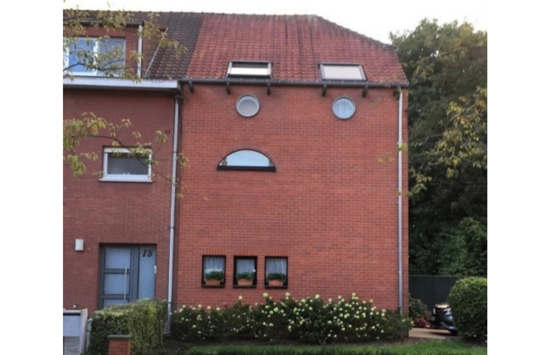 Emoji house, Belgium