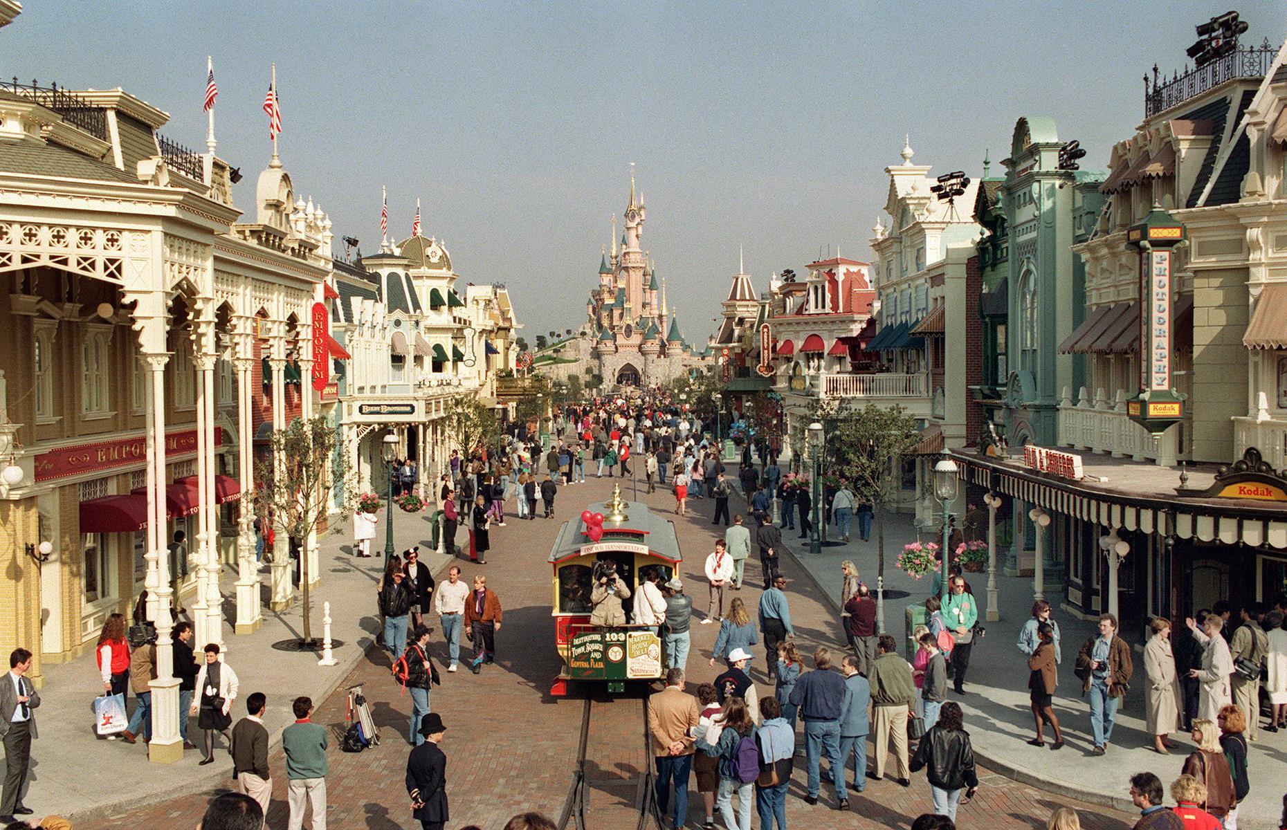 Disneyland Paris, Paris, France (1992)