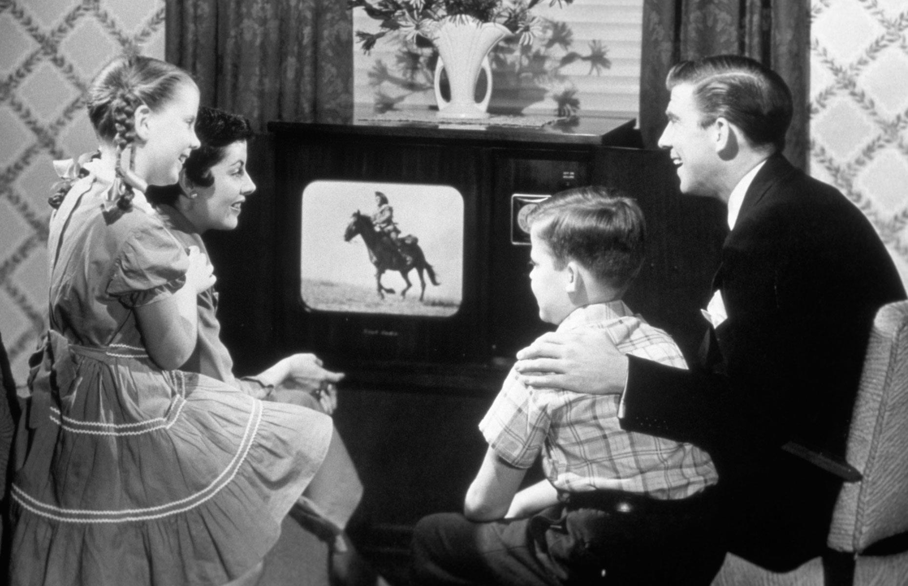 Rupert Murdoch branches out into TV