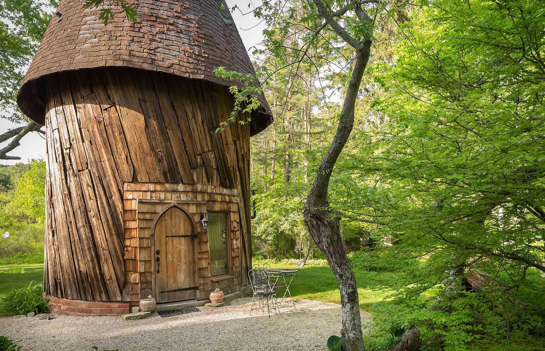 Spellbinding estate, Massachusetts, USA