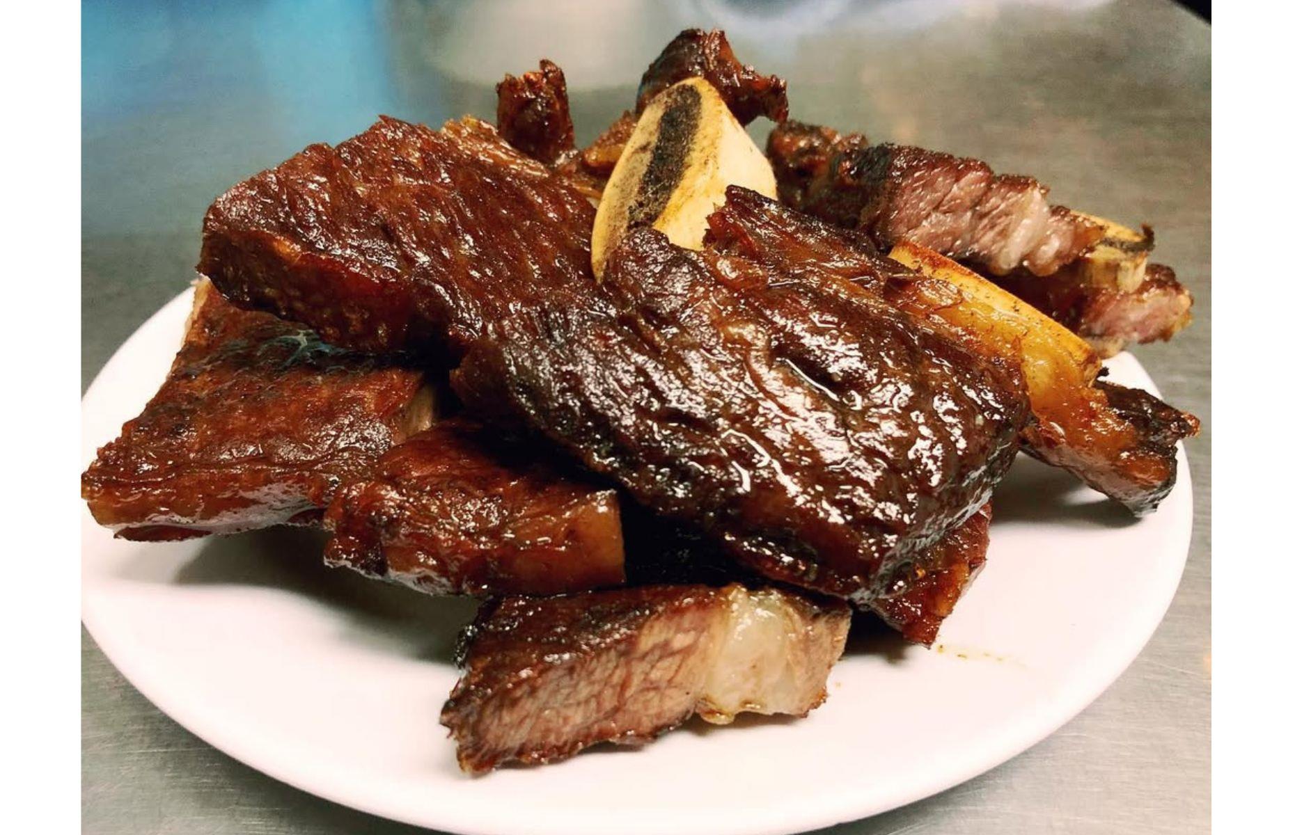7. Hawaii: Helena’s Hawaiian Food, Honolulu 