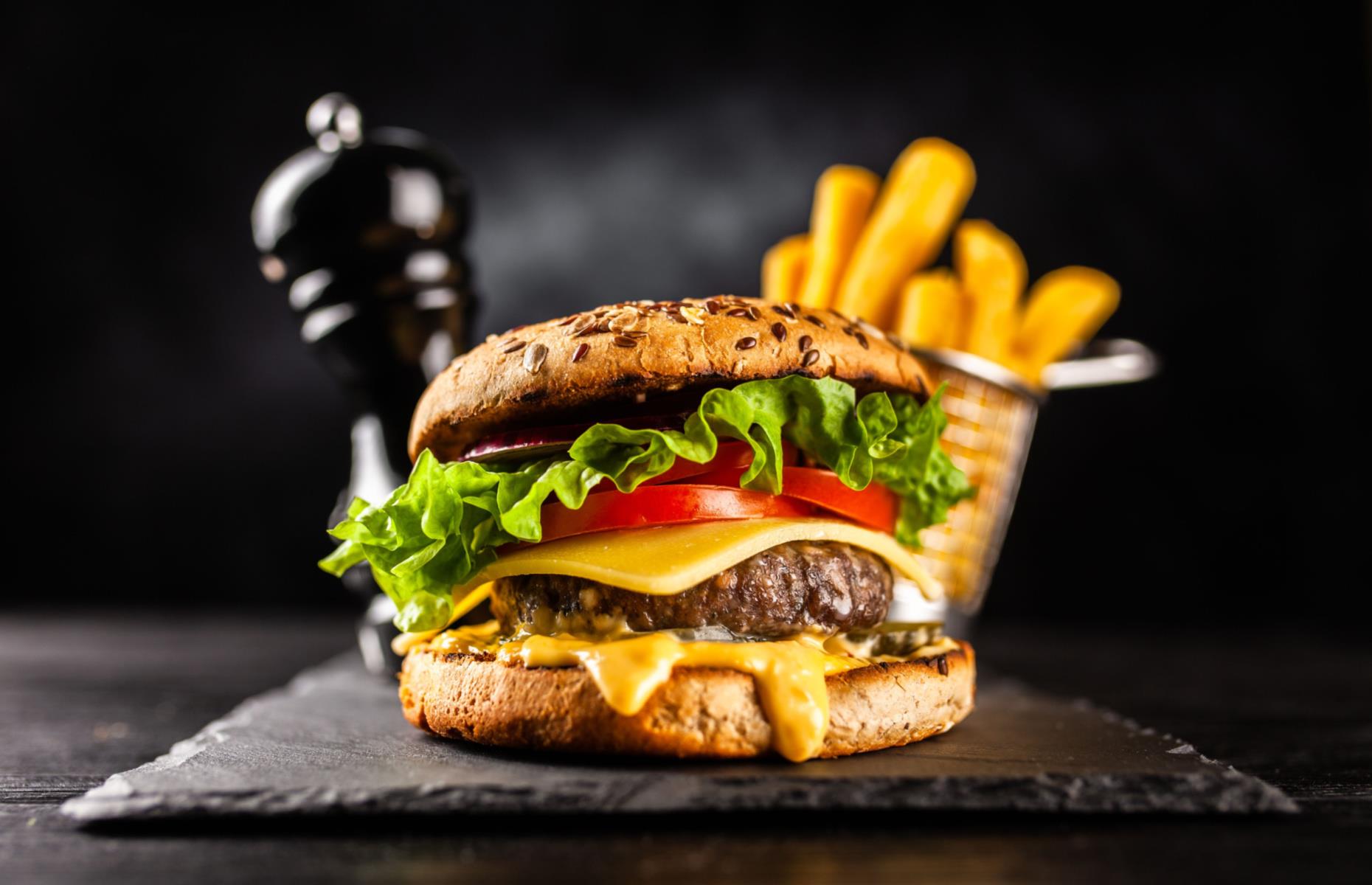 Classic cheeseburger
