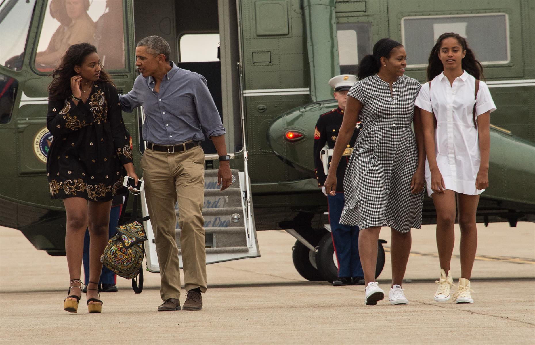 Malia Obama and Sasha Obama: worth $100,000