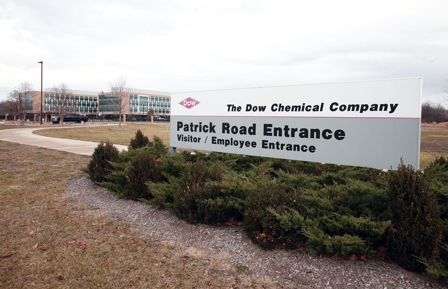 5. Dow Chemical & DuPont in 2015: $137.42 billion (£102.94bn)