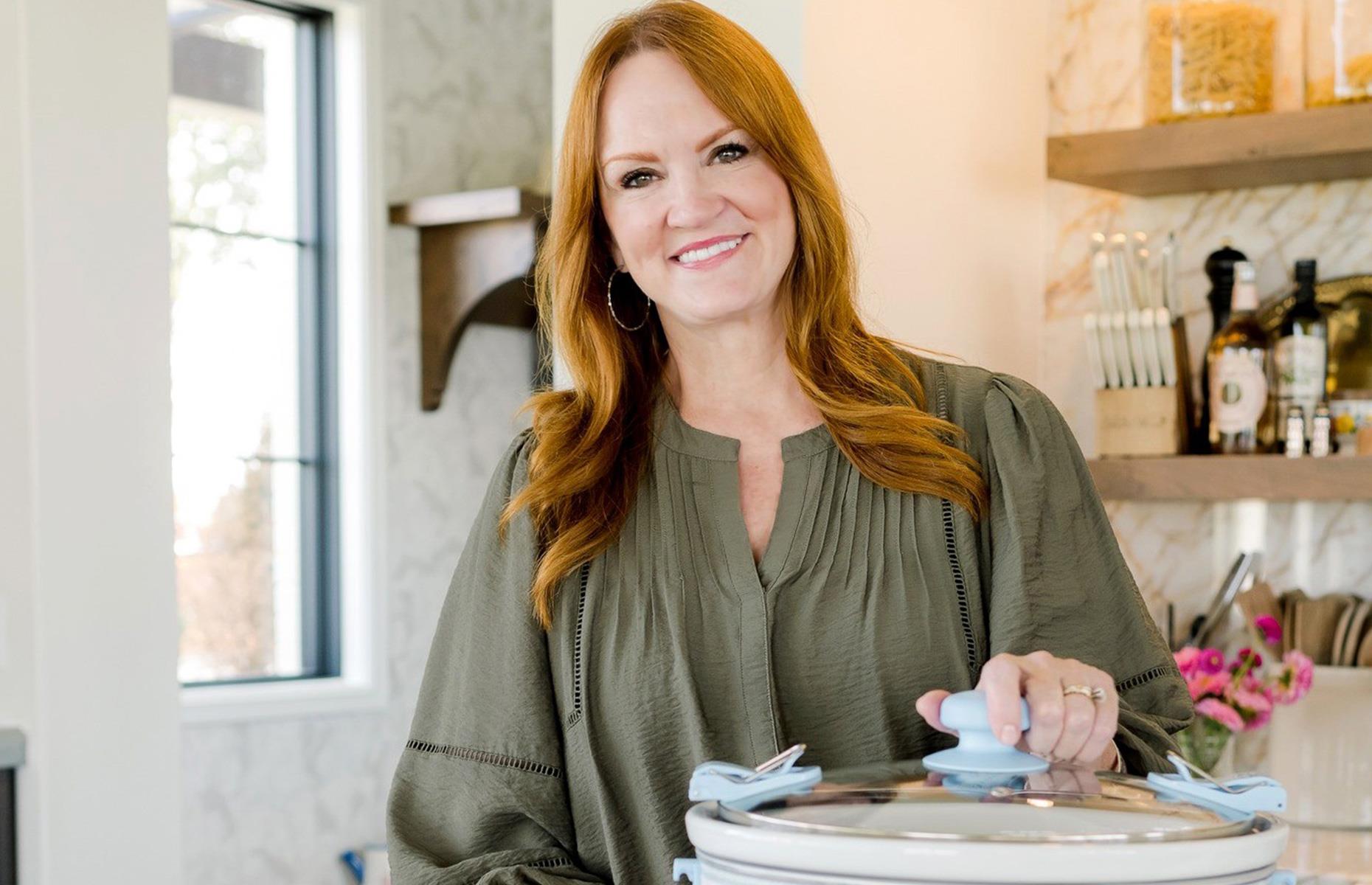 3. Ree Drummond: remove cookies from the oven early