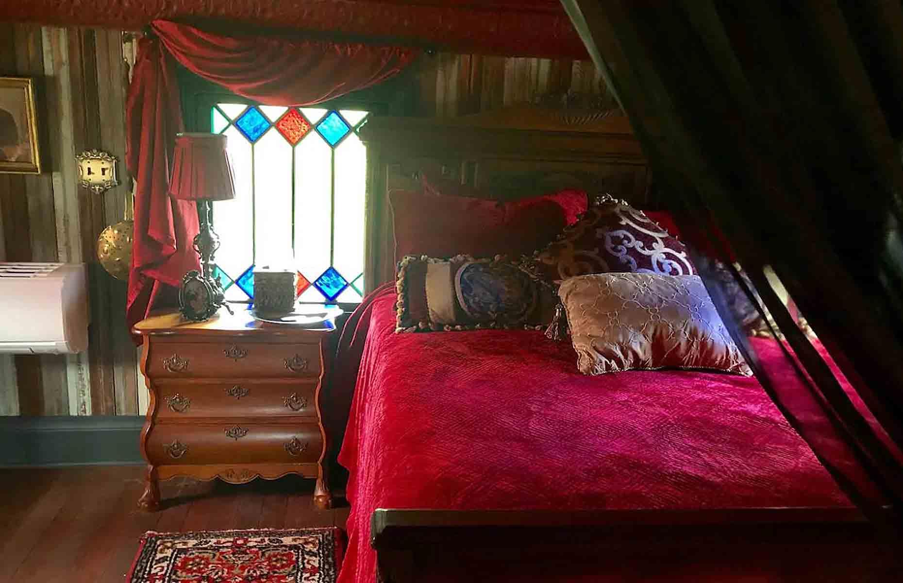 Wicked witch's hideaway, Texas, USA 