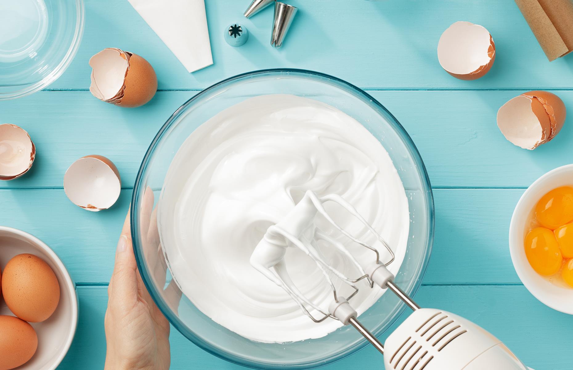 16. Flat meringues