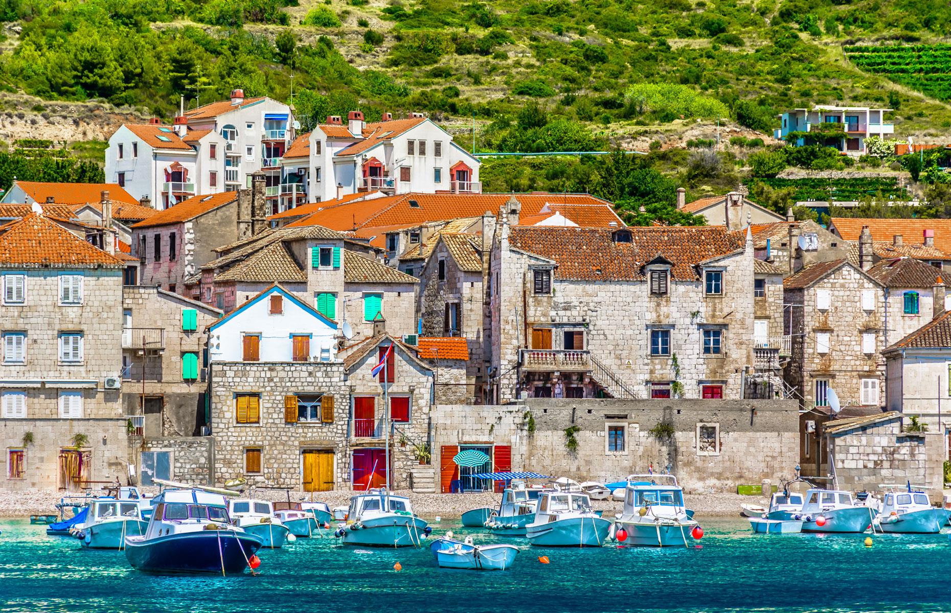 8. Croatia: $785 (£603) monthly living cost