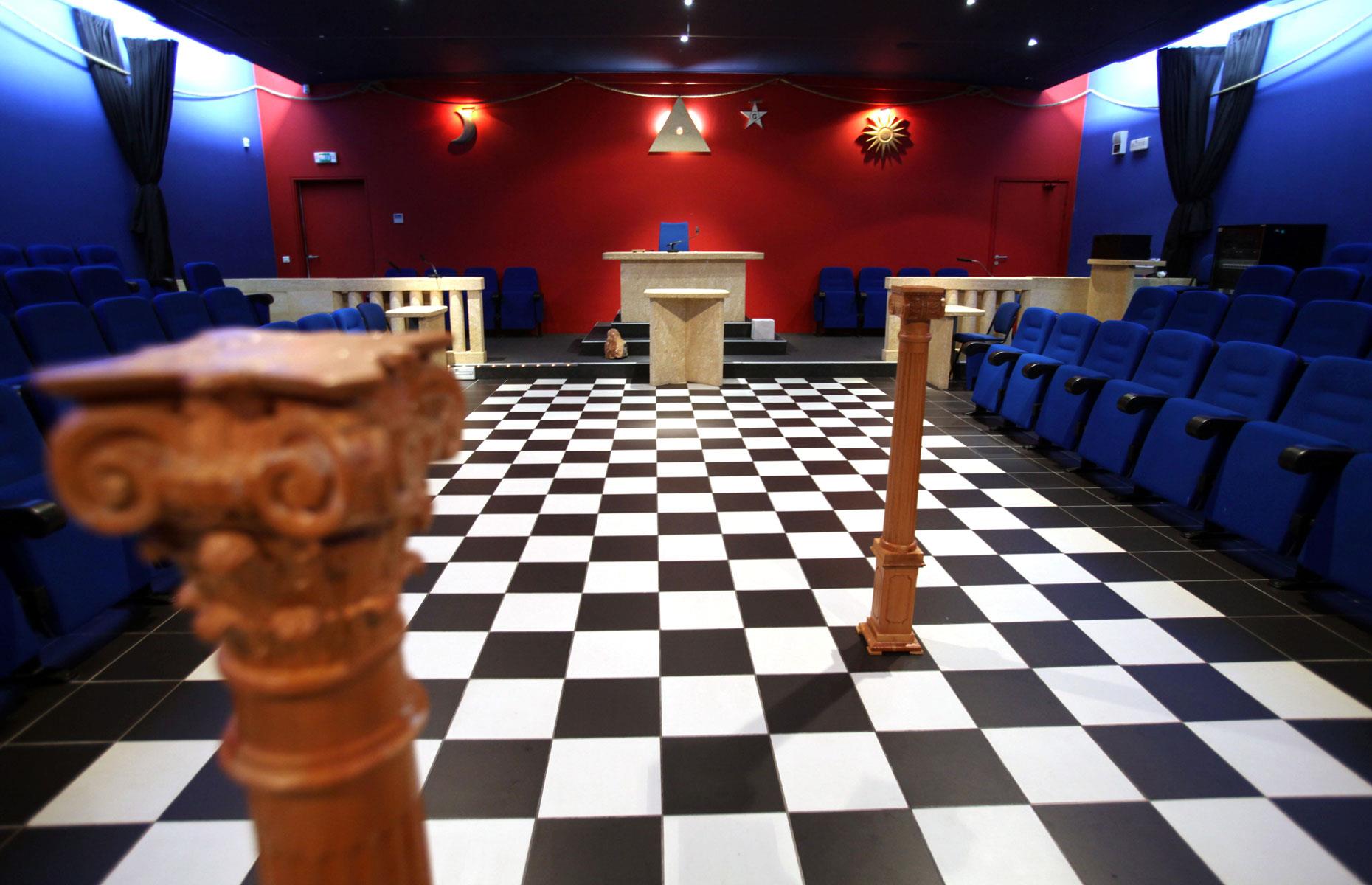Masonic pillars  