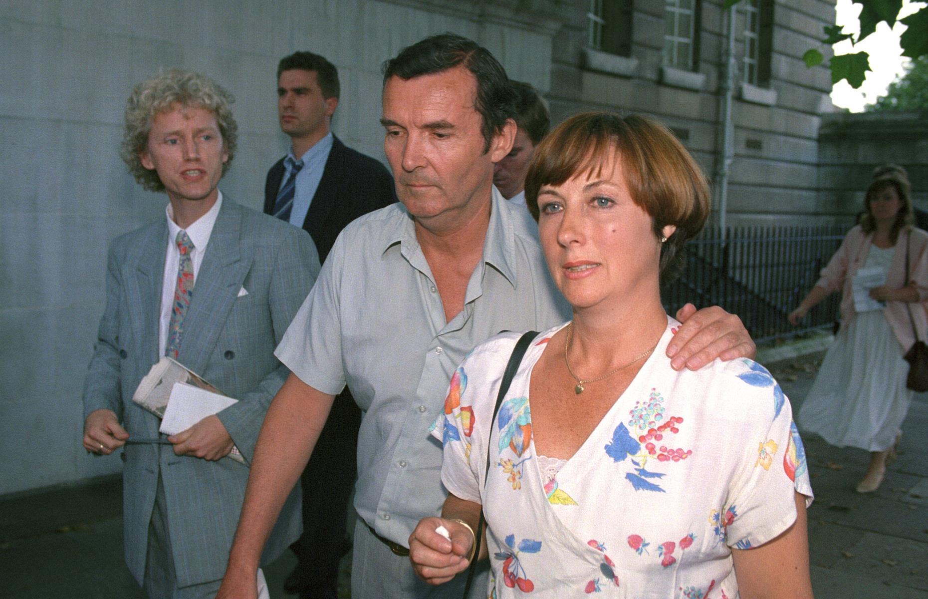 Der Heiratsschwindler Mark Acklom 