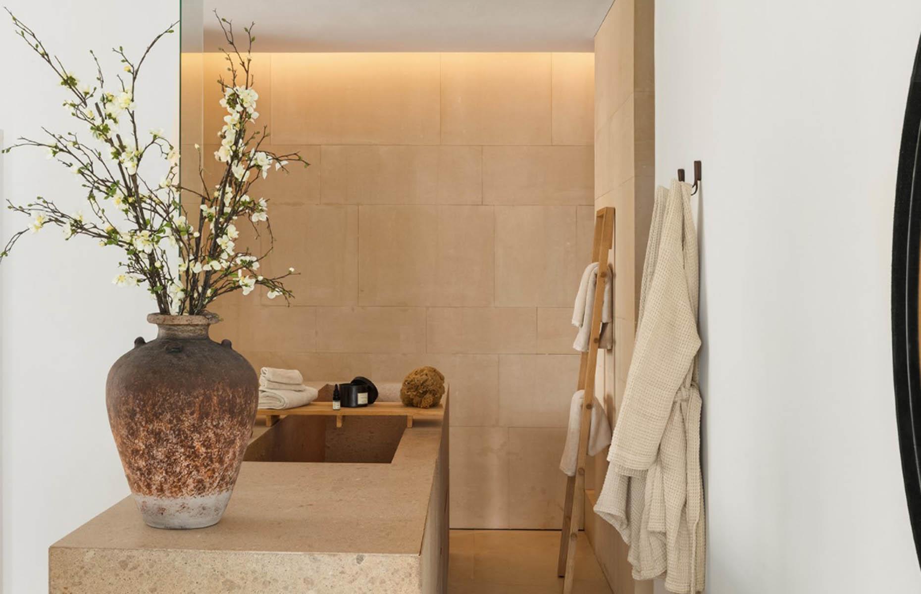 Kanye West's Soho bachelor pad