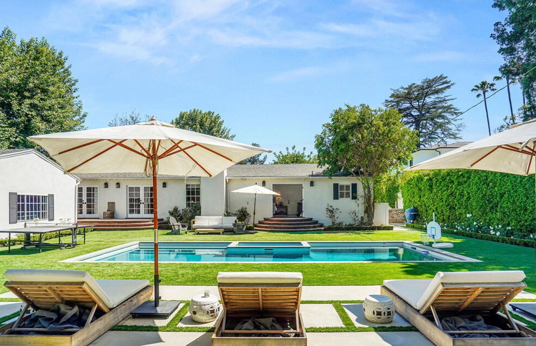 The Rock bought $3.5m (£3.1m) Encino home for his mom