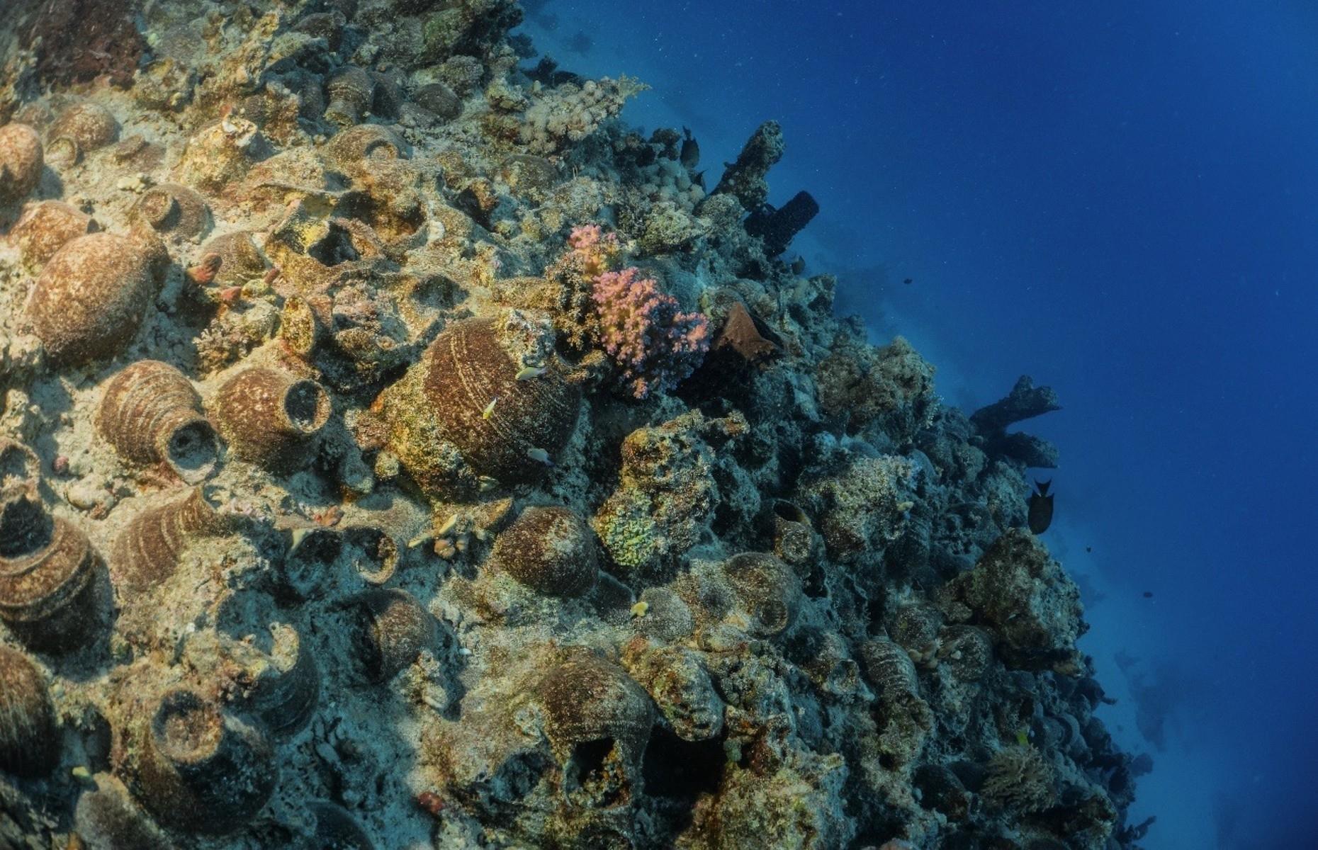 Red Sea wreckage 
