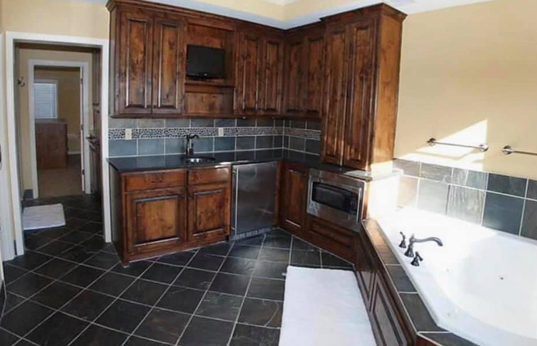 Is it a bathroom or a kitchen?