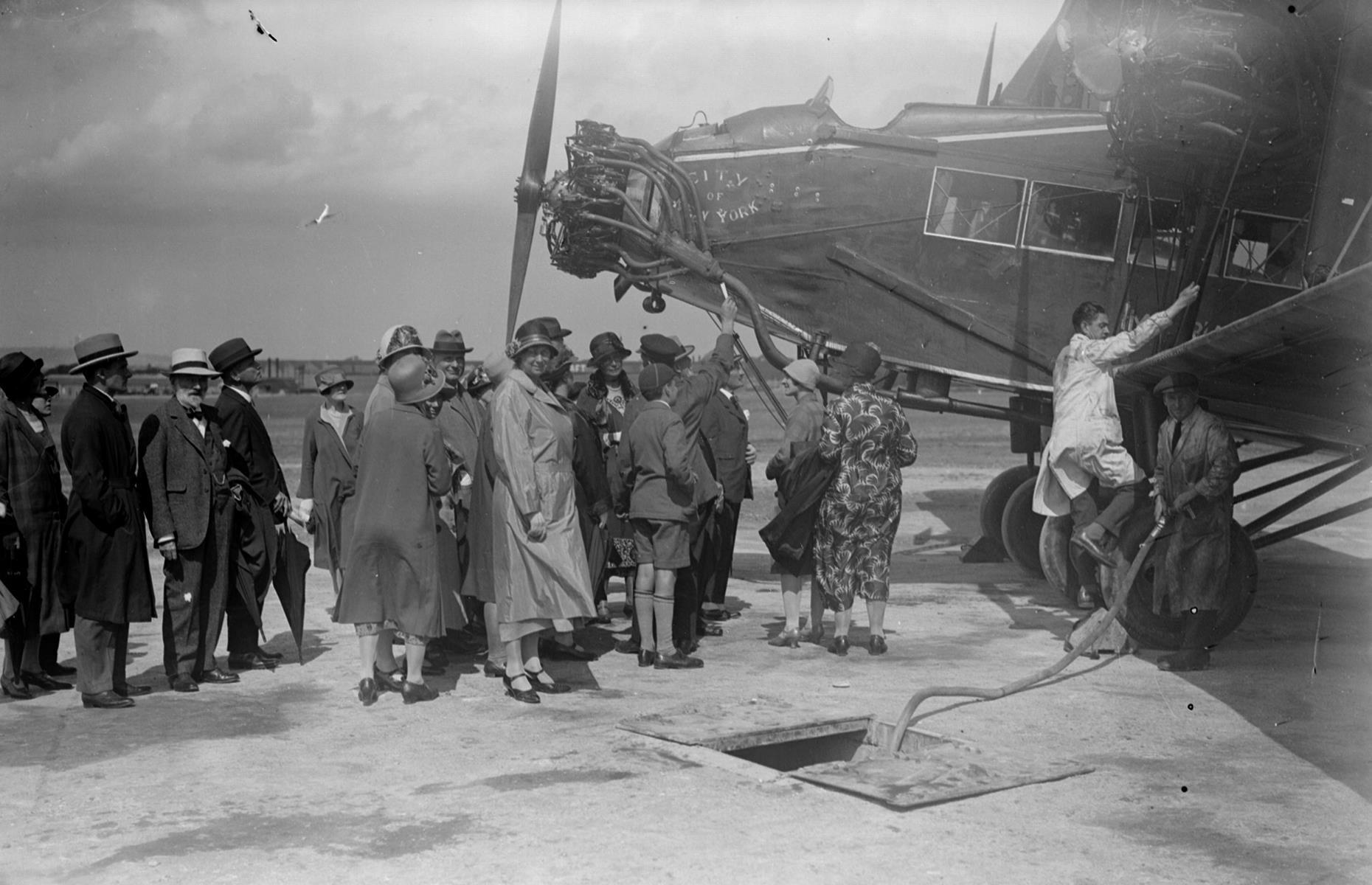 1920s: the beginnings of air travel