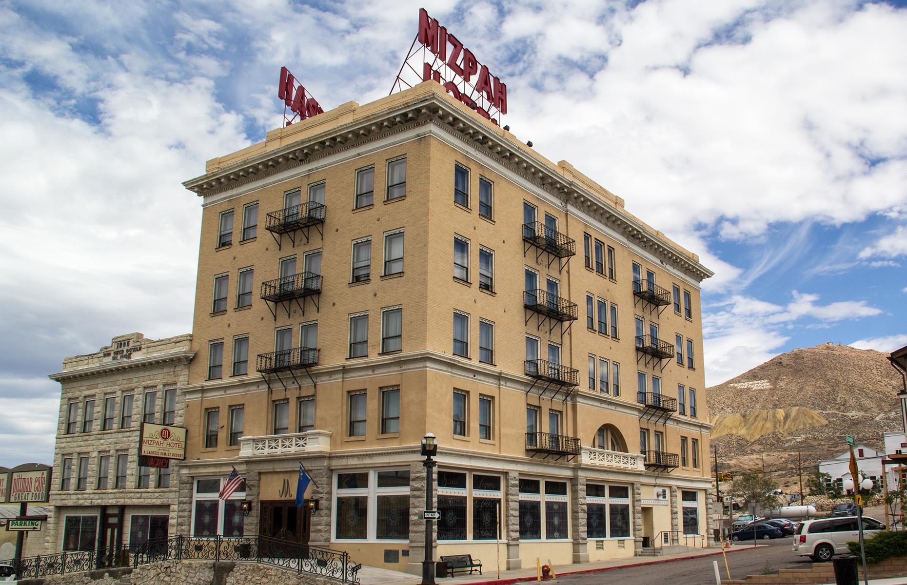 Nevada: The Mizpah Hotel, Tonopah