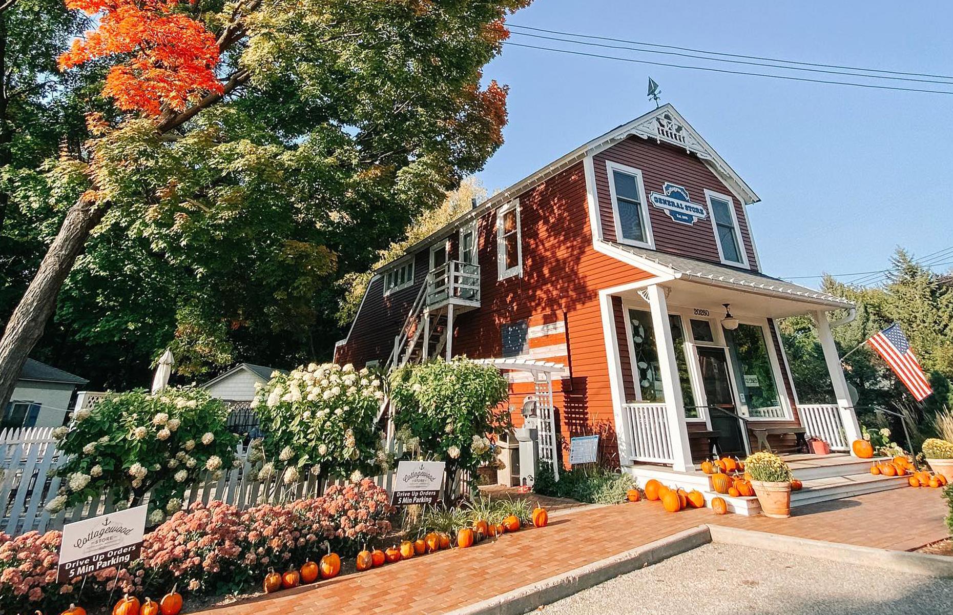 Cottagewood Store, Deephaven, Minnesota