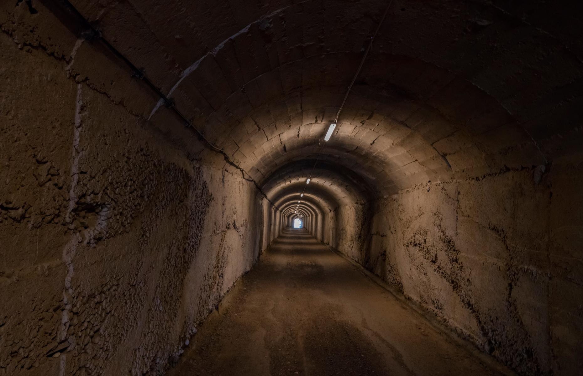 Bunkers, Albania