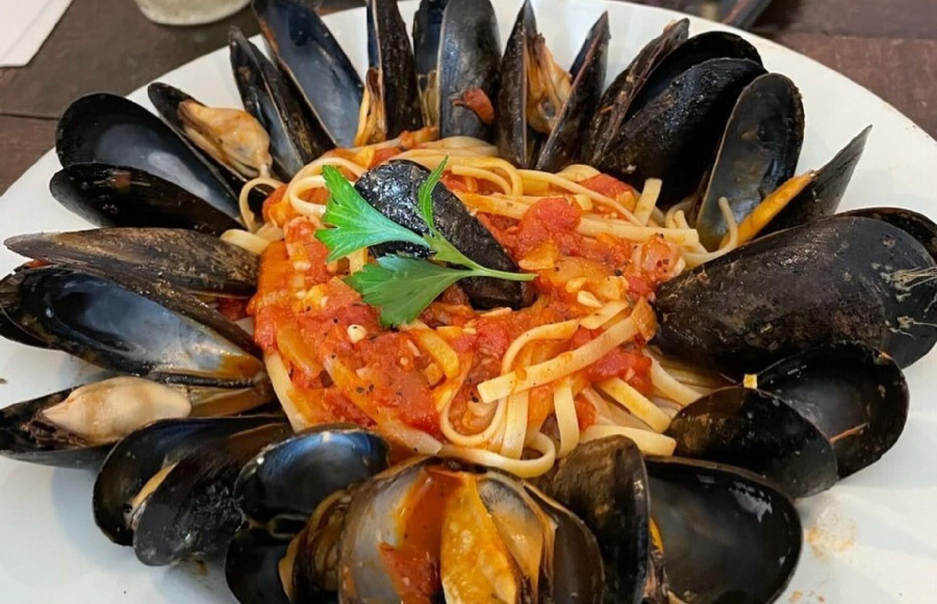 Maryland: linguine mussels, Grano Pasta Bar, Baltimore