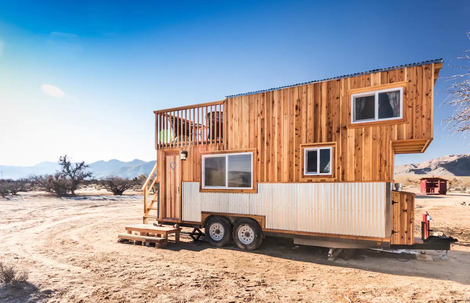 Peacock Tiny House, Nevada, USA