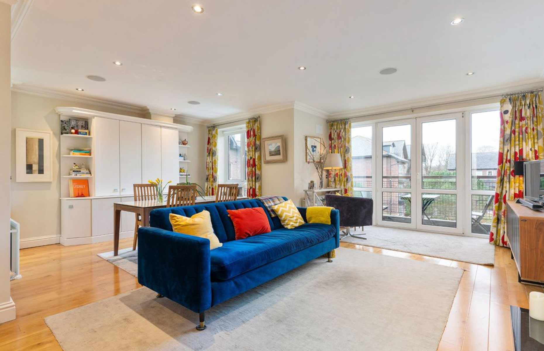 Dublin, Ireland: 1,098 square feet (102sqm)