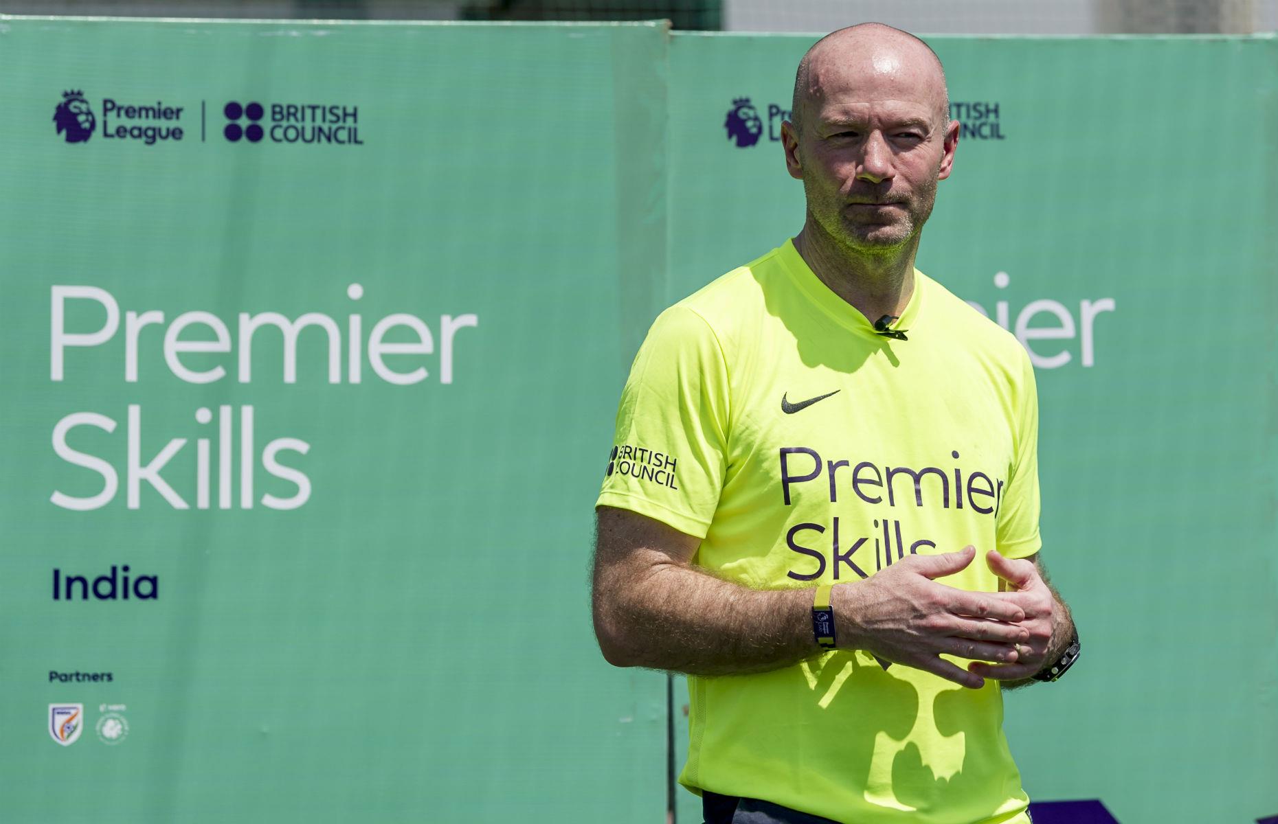 Alan Shearer £400,000-£449,999