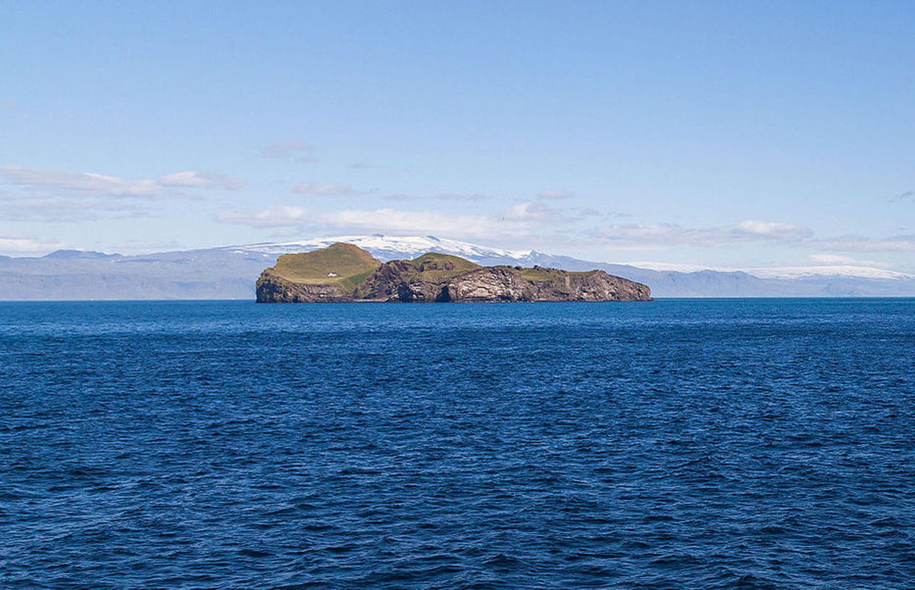 The white house, Elliðaey Island, Iceland