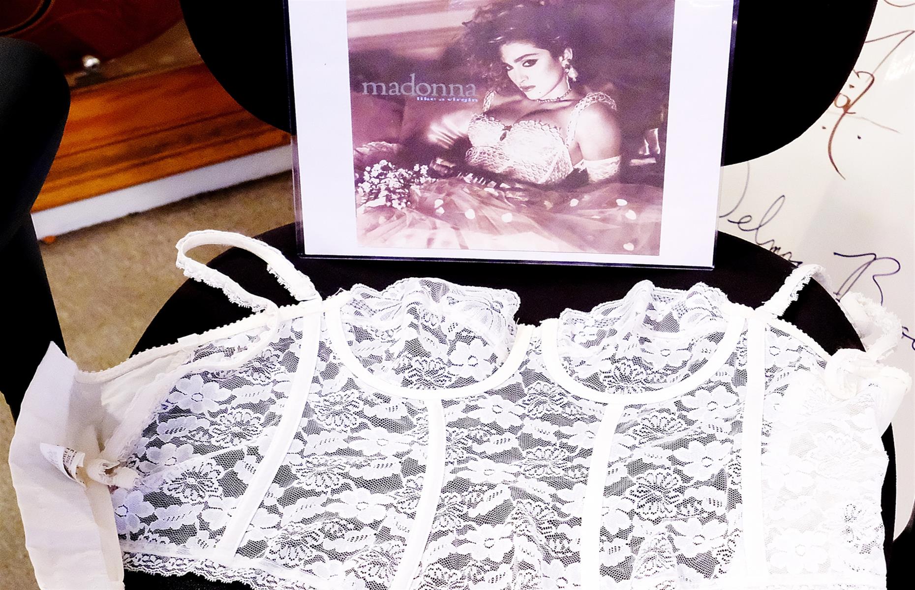 Intimate Madonna items – auction cancelled