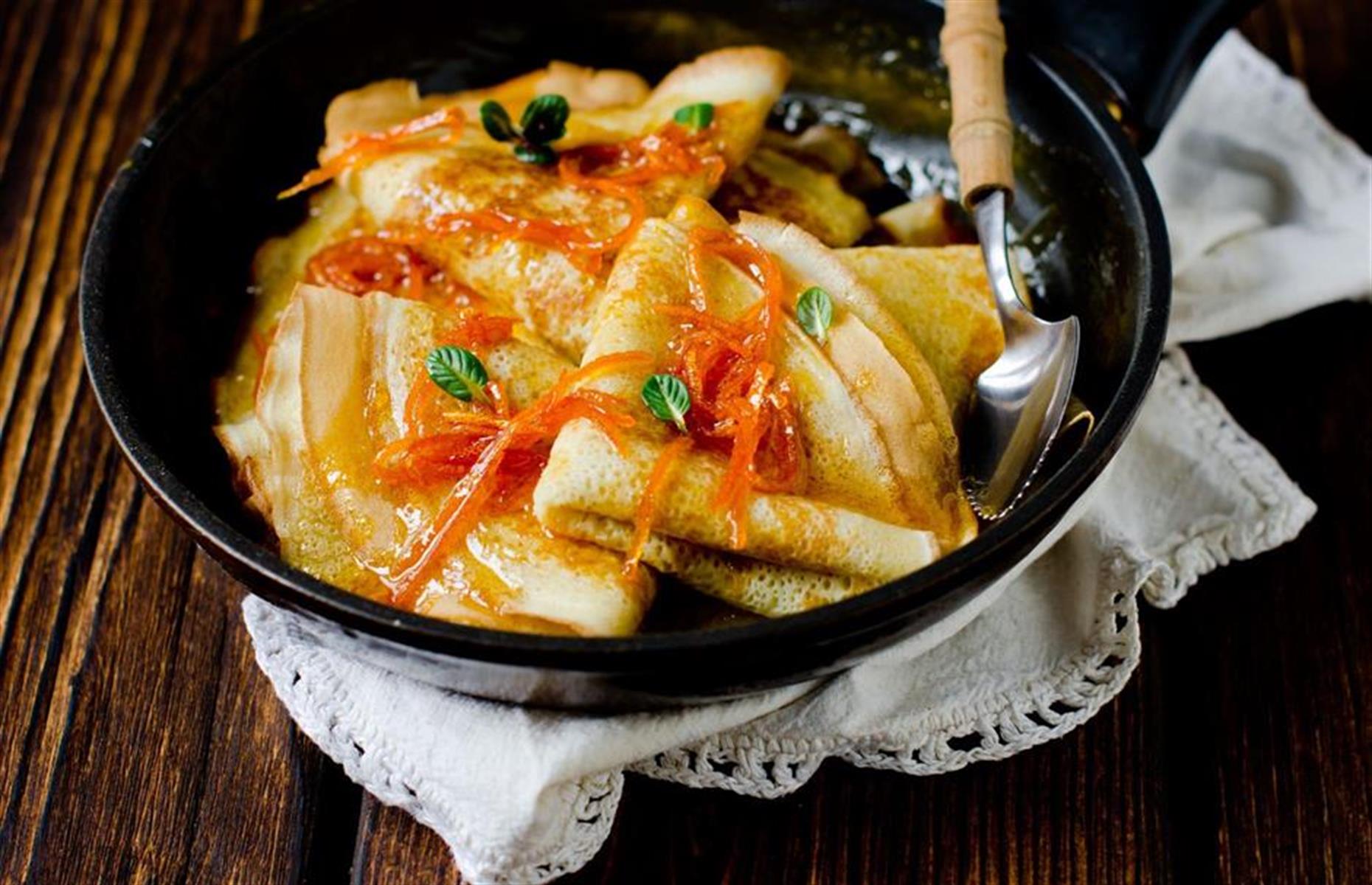 1960s: crêpes suzette