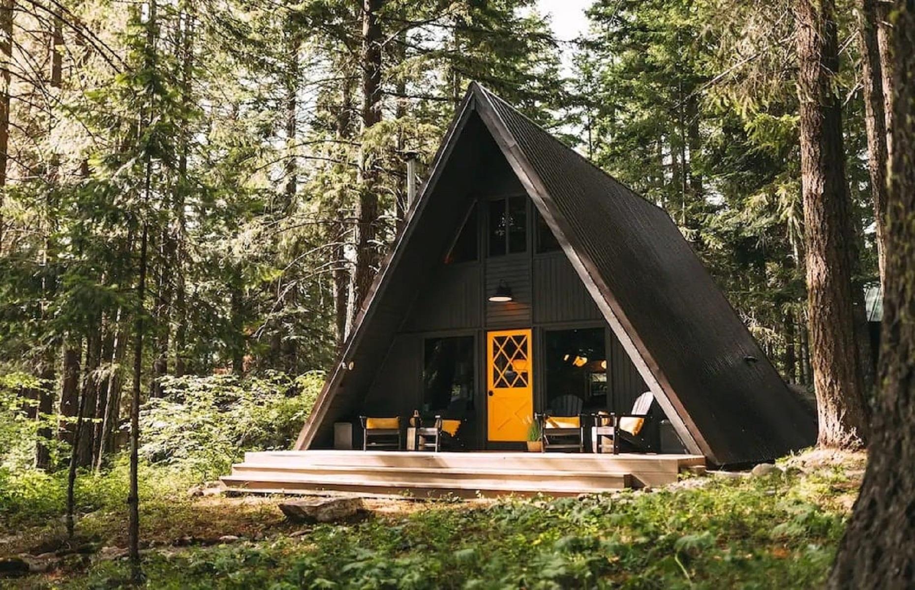 Moonshine Digs, Washington, USA
