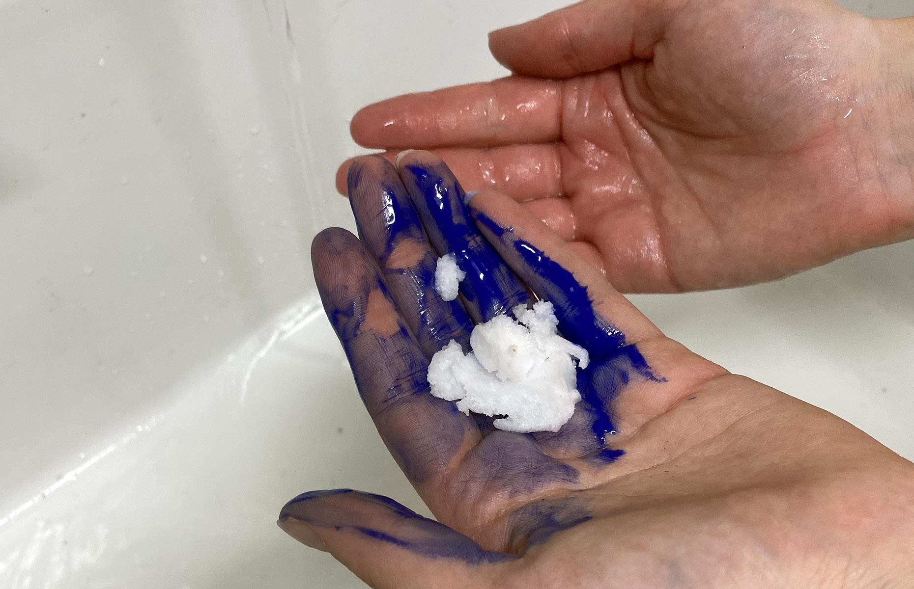 Remove paint with coconut oil