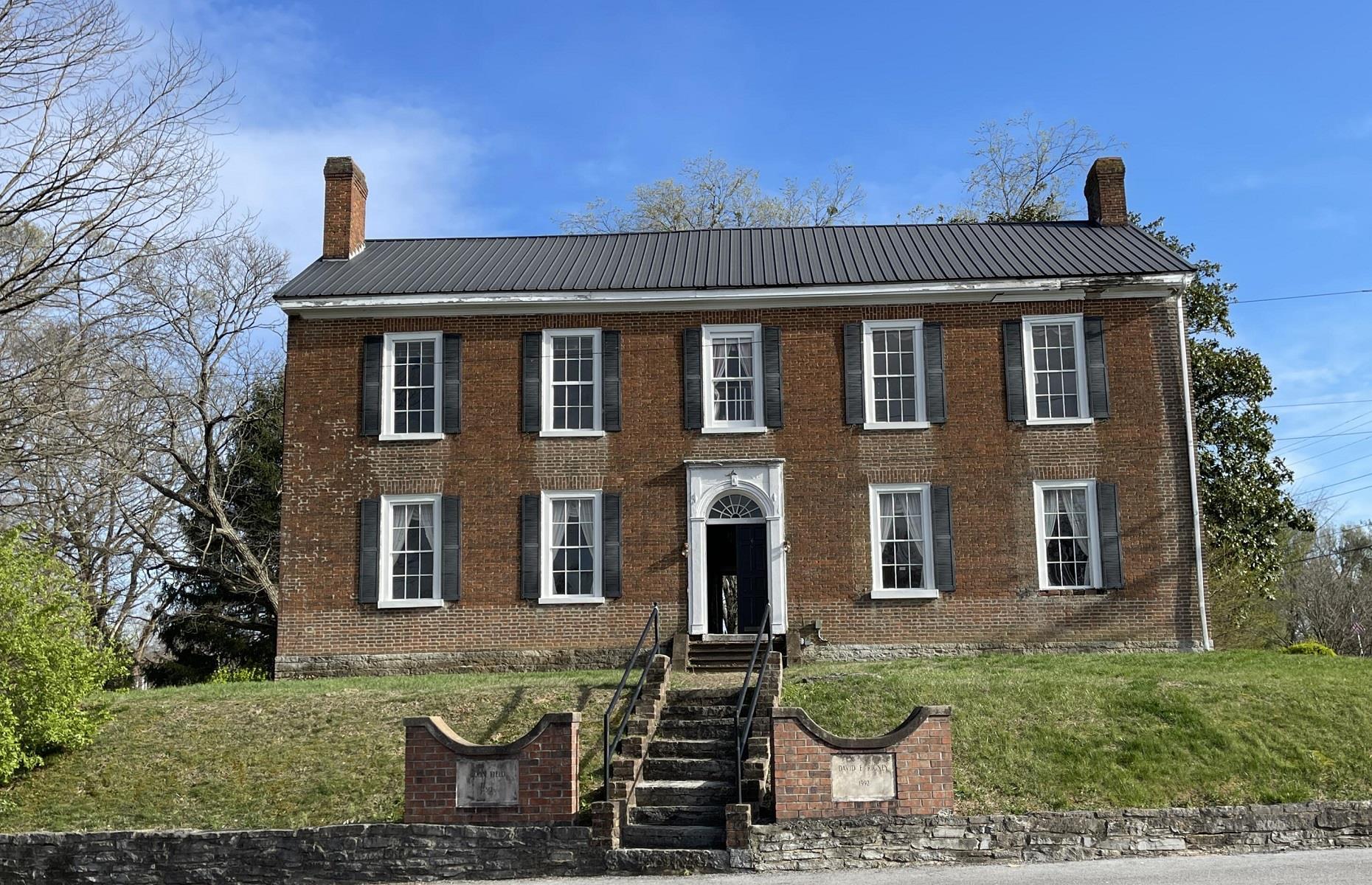 Federal-style home, Kentucky, USA: £78,400 ($99.9k)