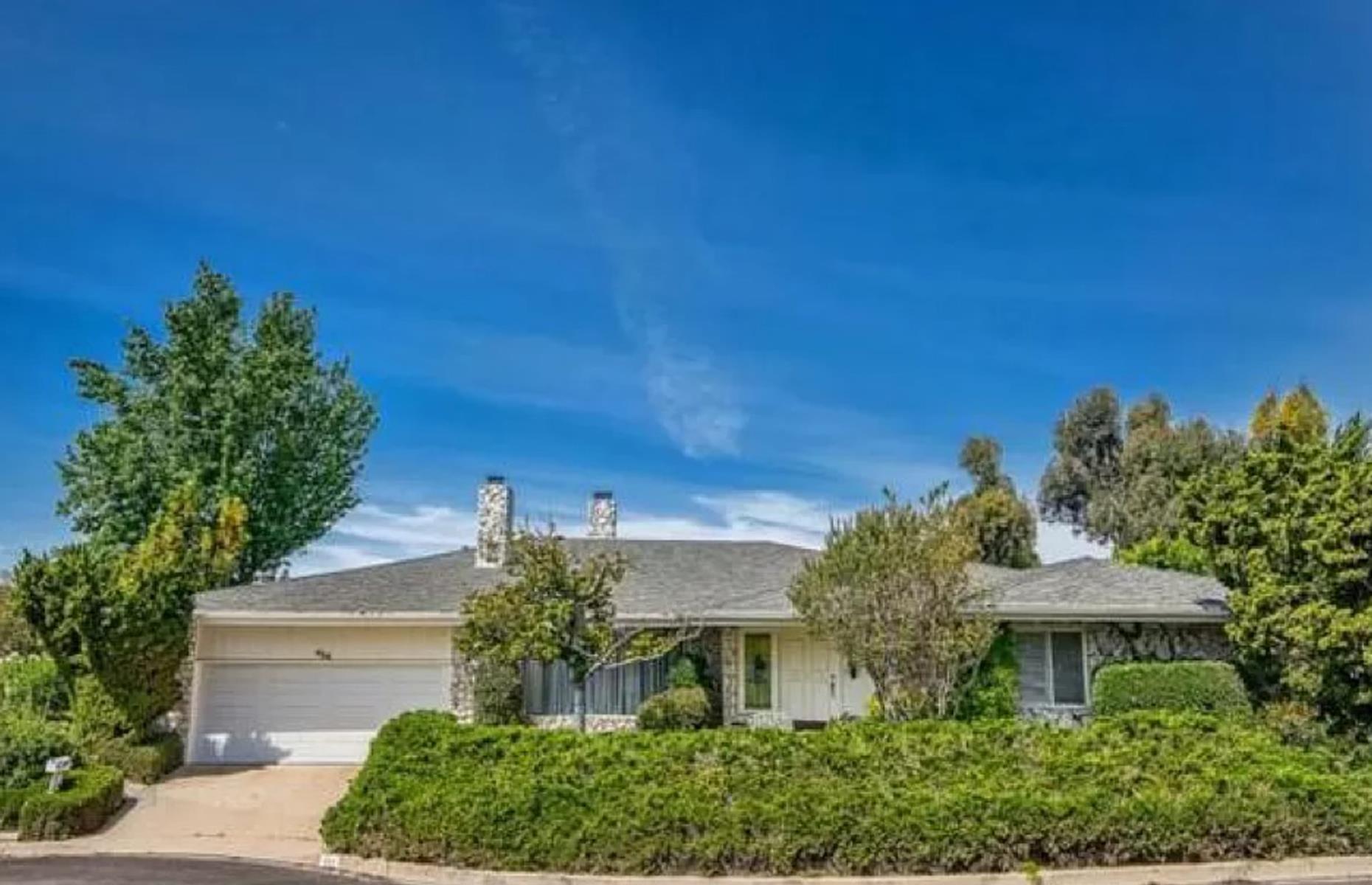 Elon Musk's house bundle: from $9.5 million (£7.7m)