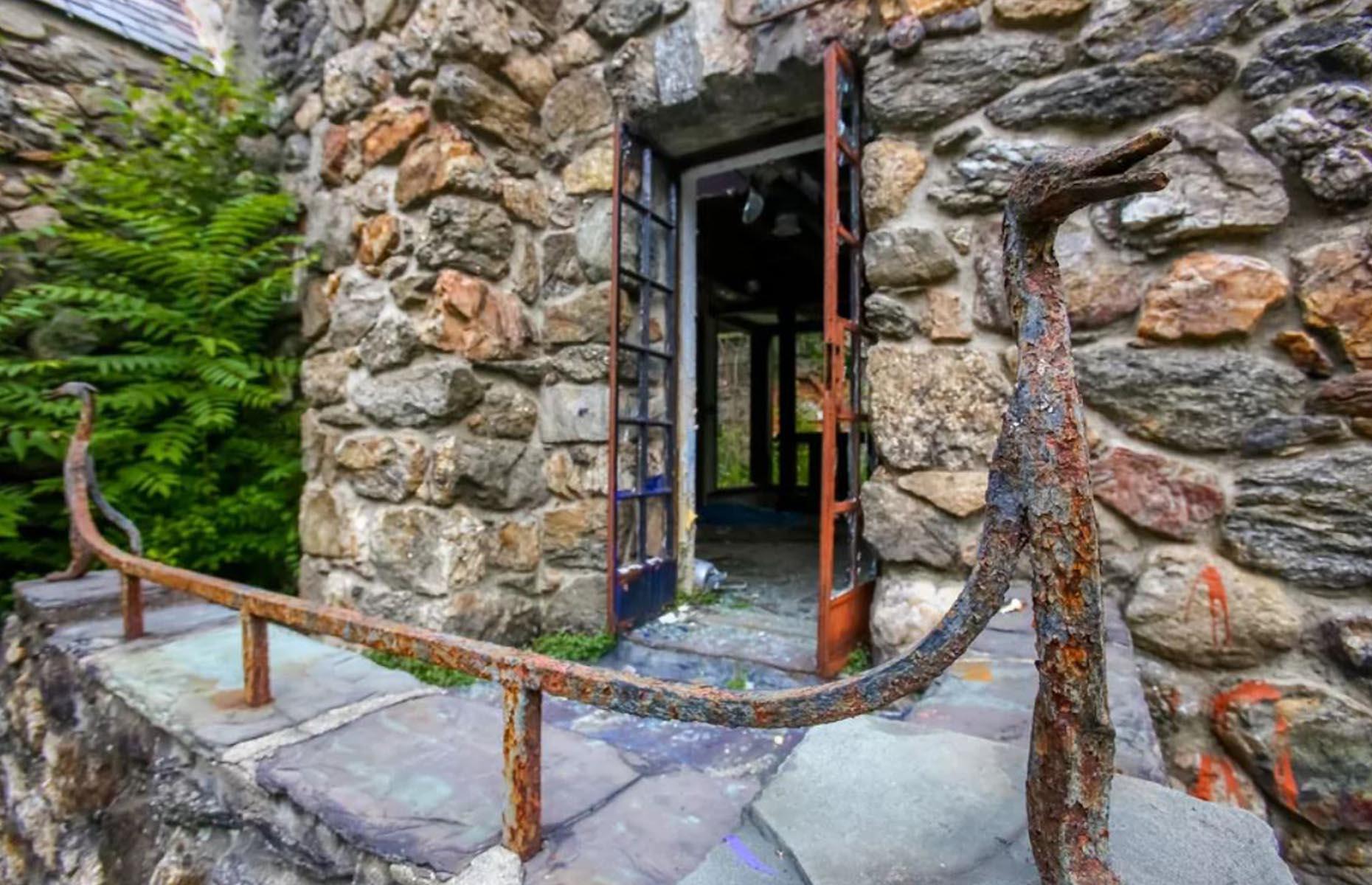 Elda Castle, Ossining, New York