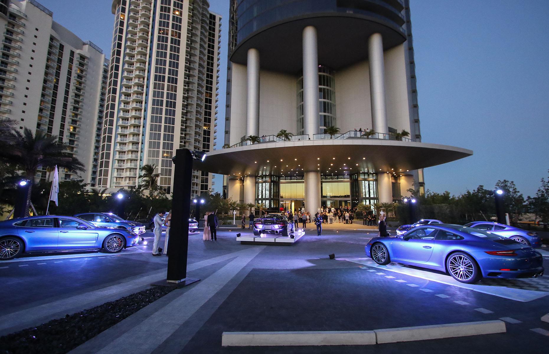 Porsche-lover's penthouse, Florida, USA