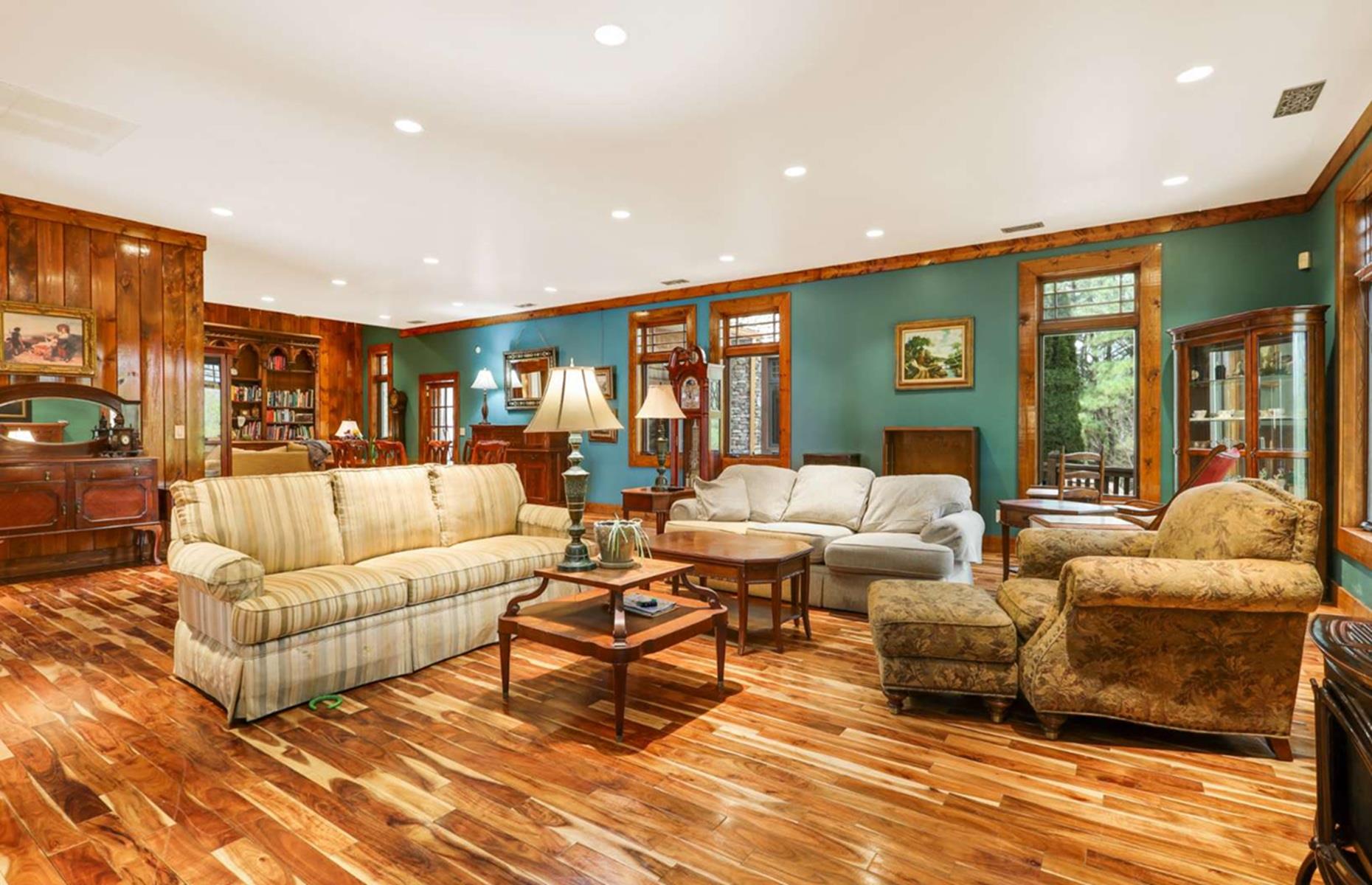 Secure custom home, Tennessee, USA: $2.9 million (£2.1m)
