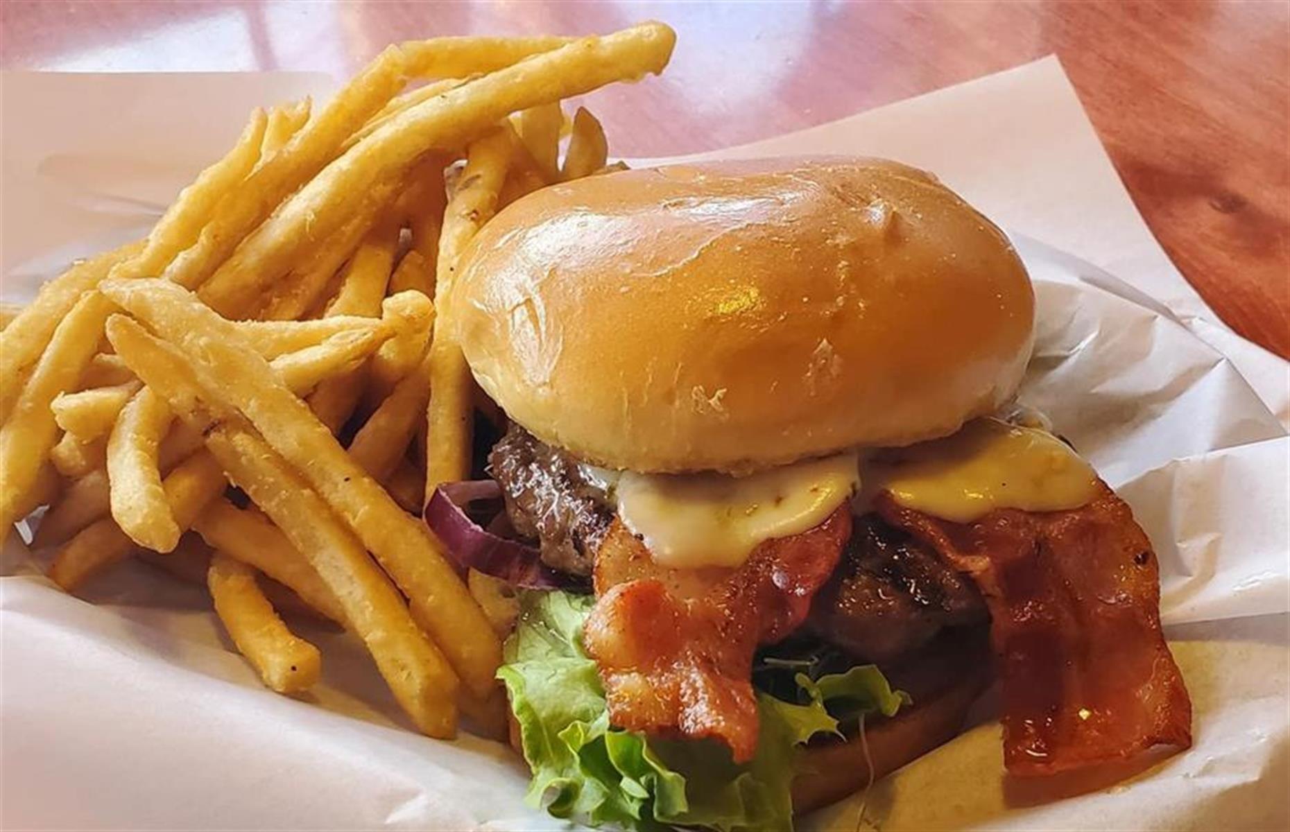 Wyoming: Little Shop of Burgers, Casper