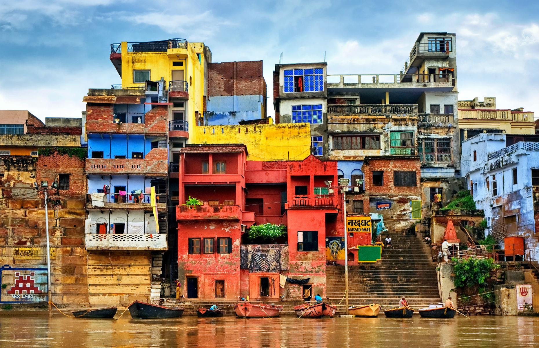 India: 18,354,700