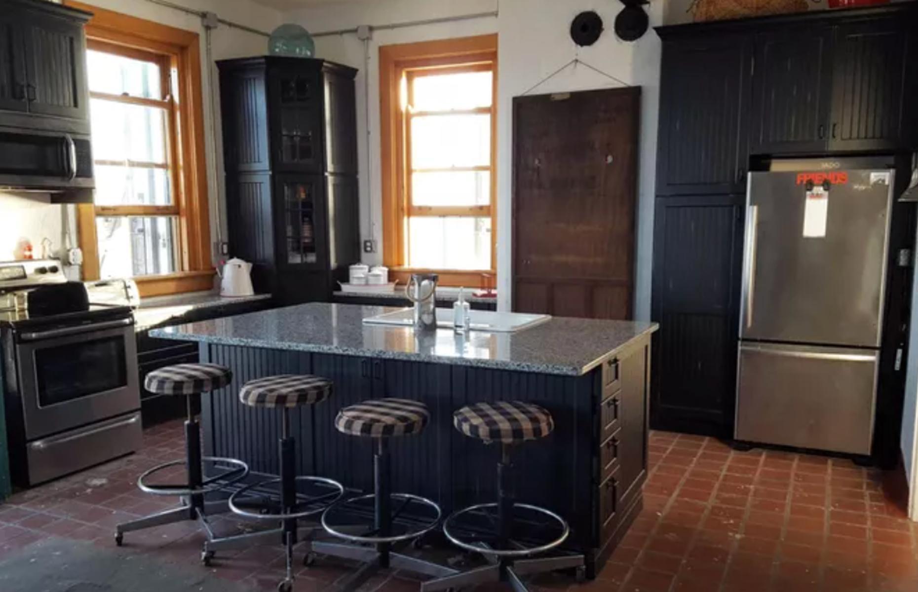 Modern kitchen