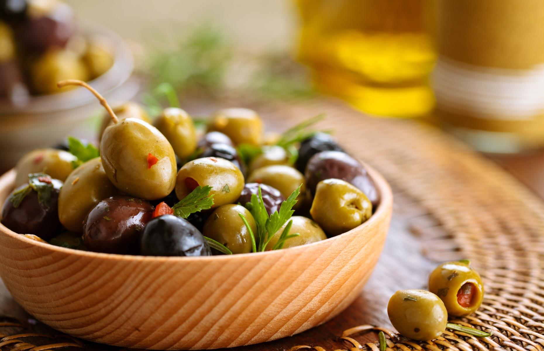 Ditching olives saved one airline a fortune