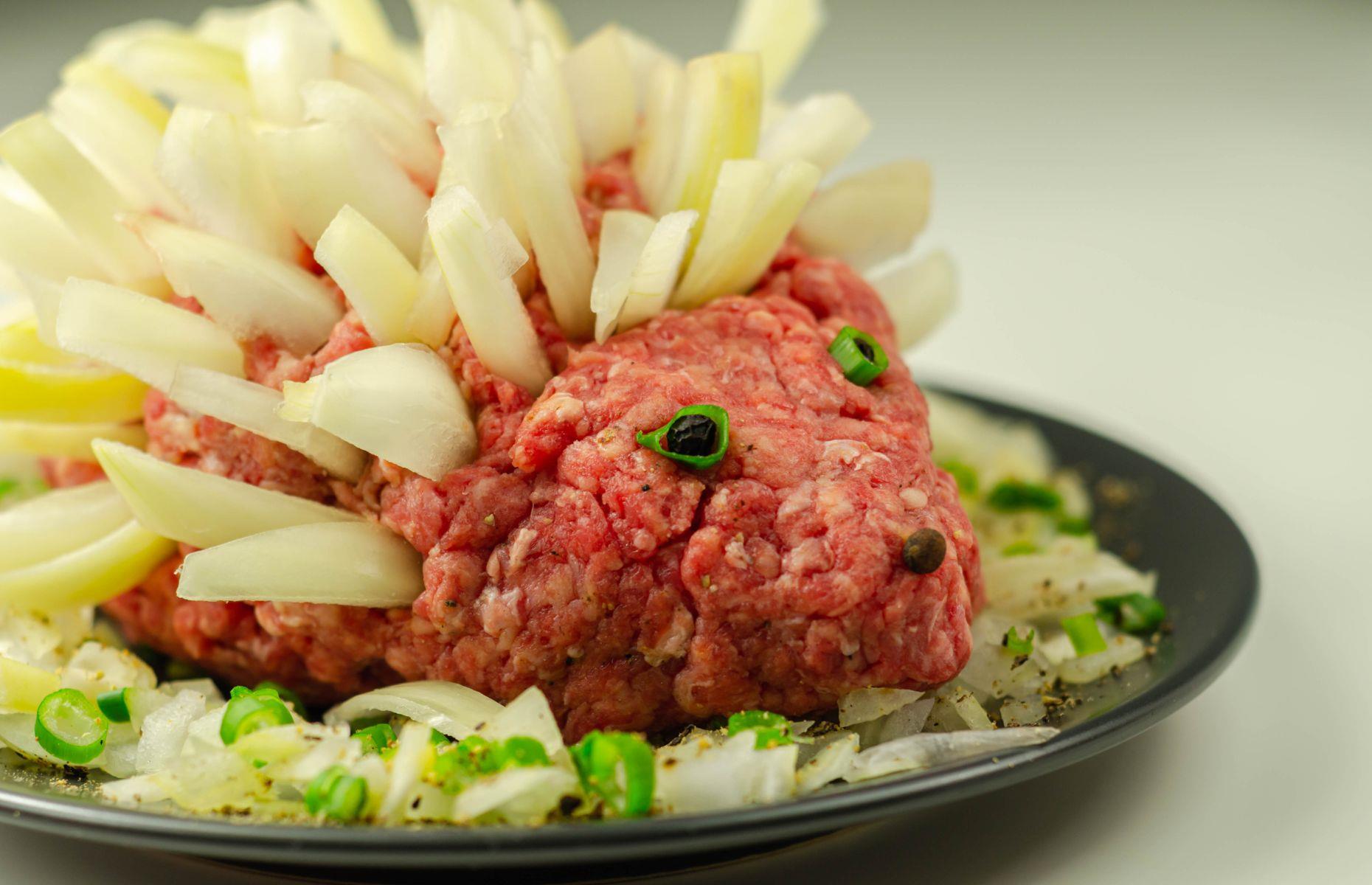 13. Mett-hog