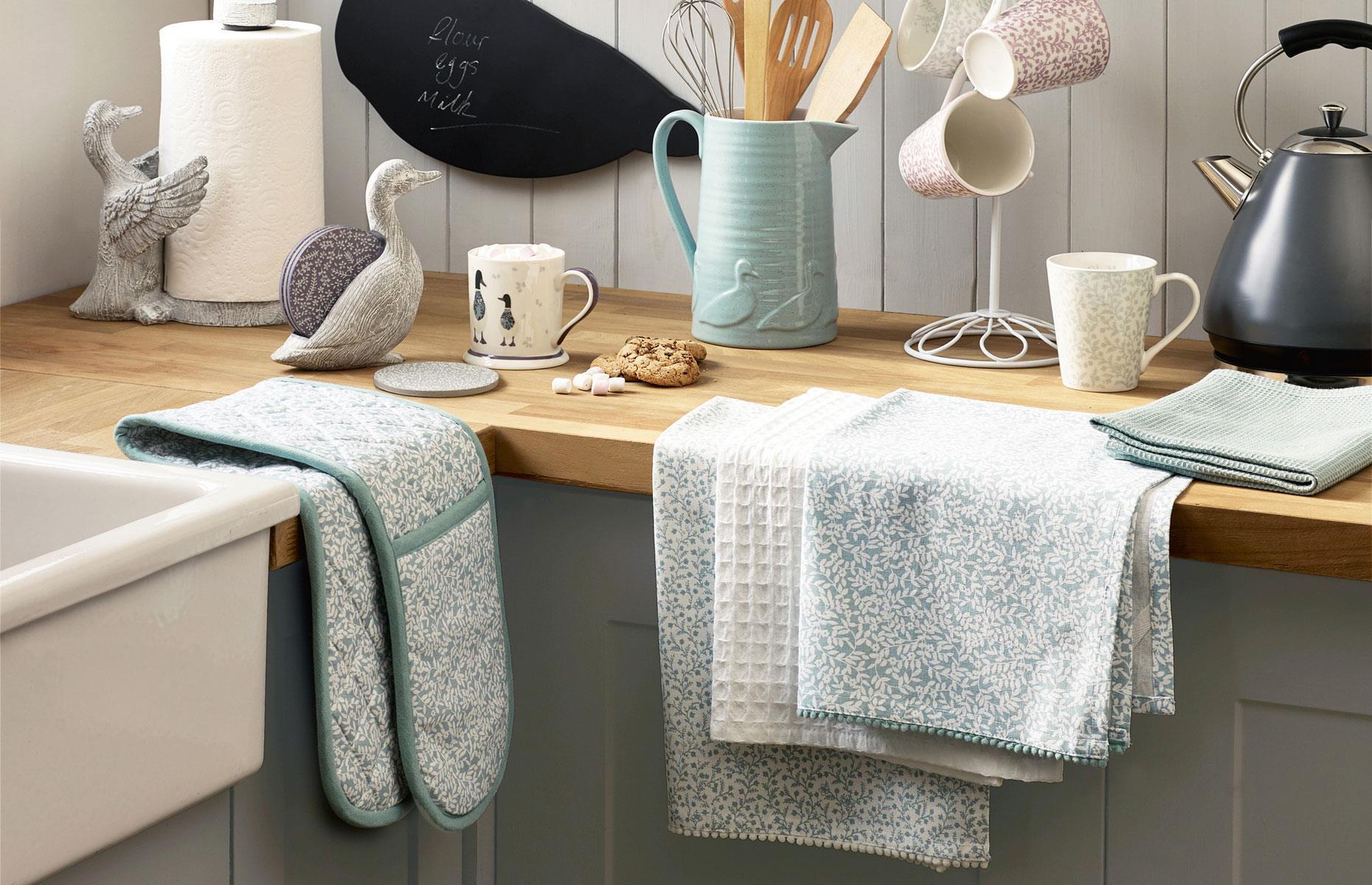 Update kitchen linen