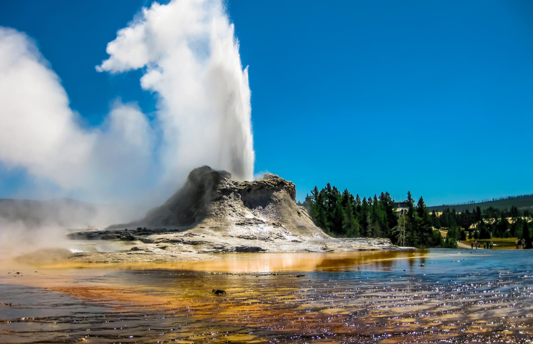Swap Yellowstone's Old Faithful for Castle Geyser
