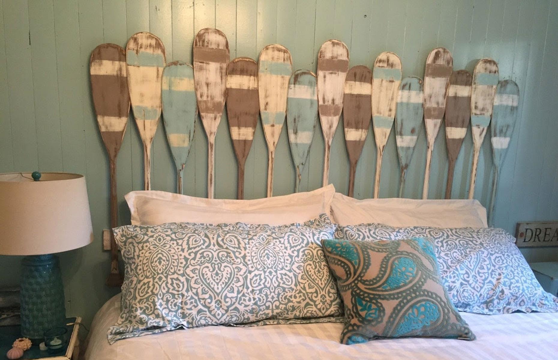 Boat oar headboard