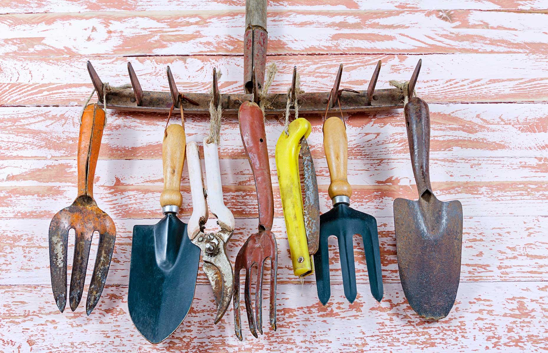 Upcycle your garden rake 