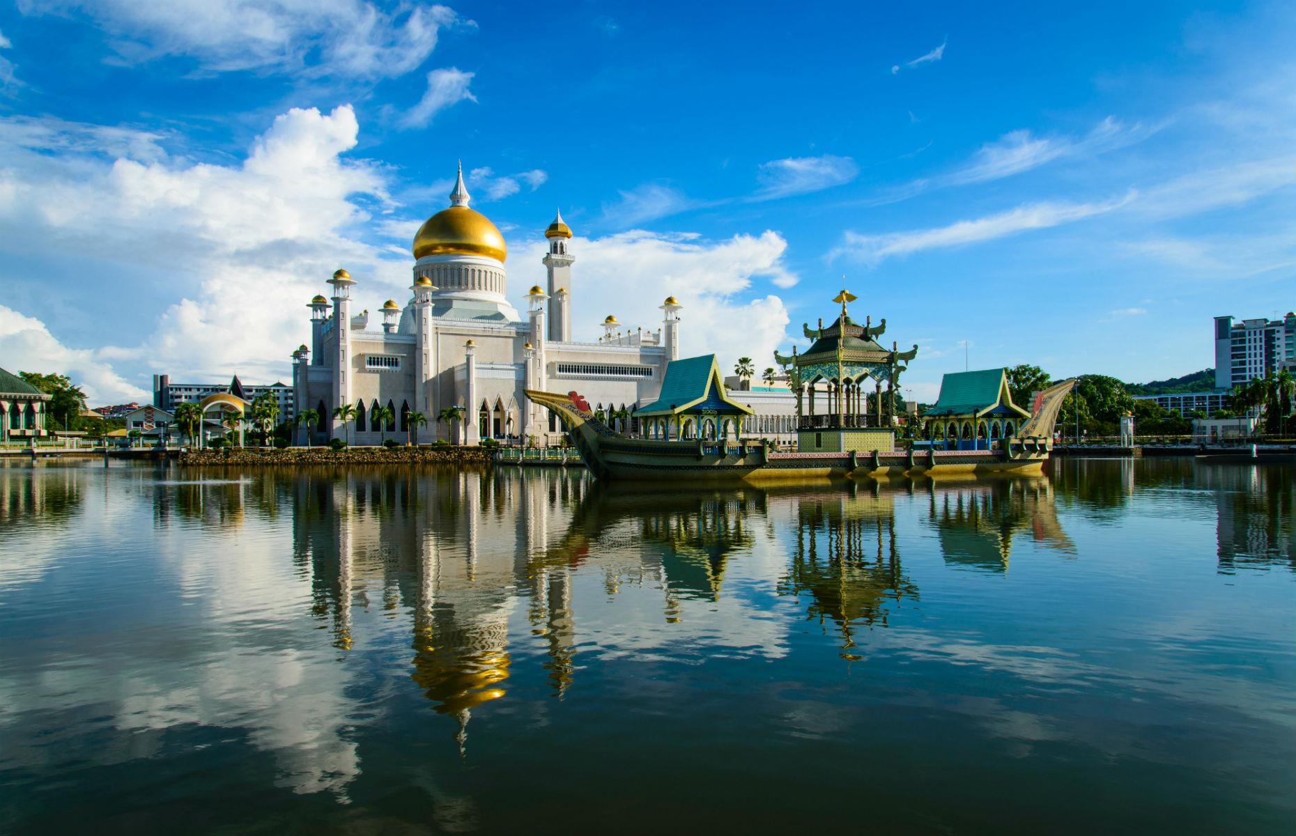 Brunei: £31,000)