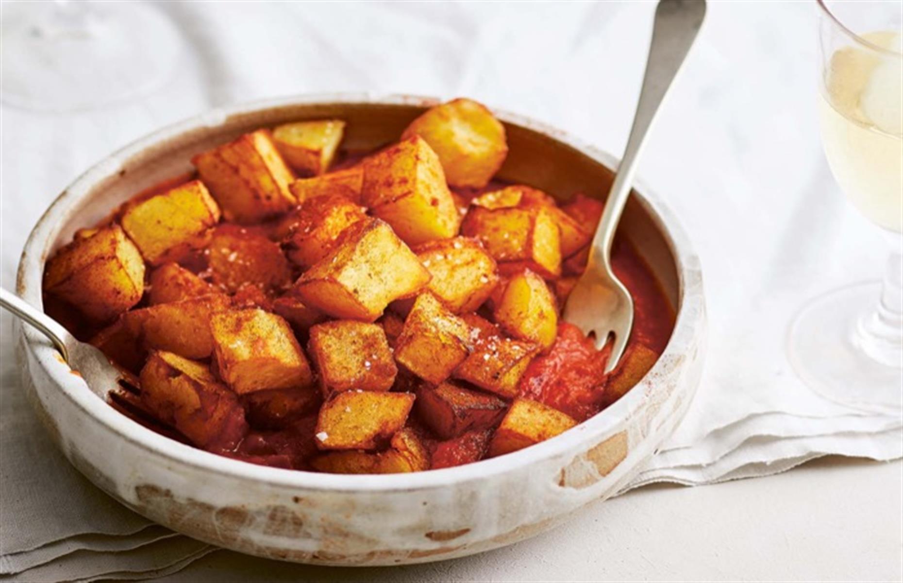 Patatas bravas