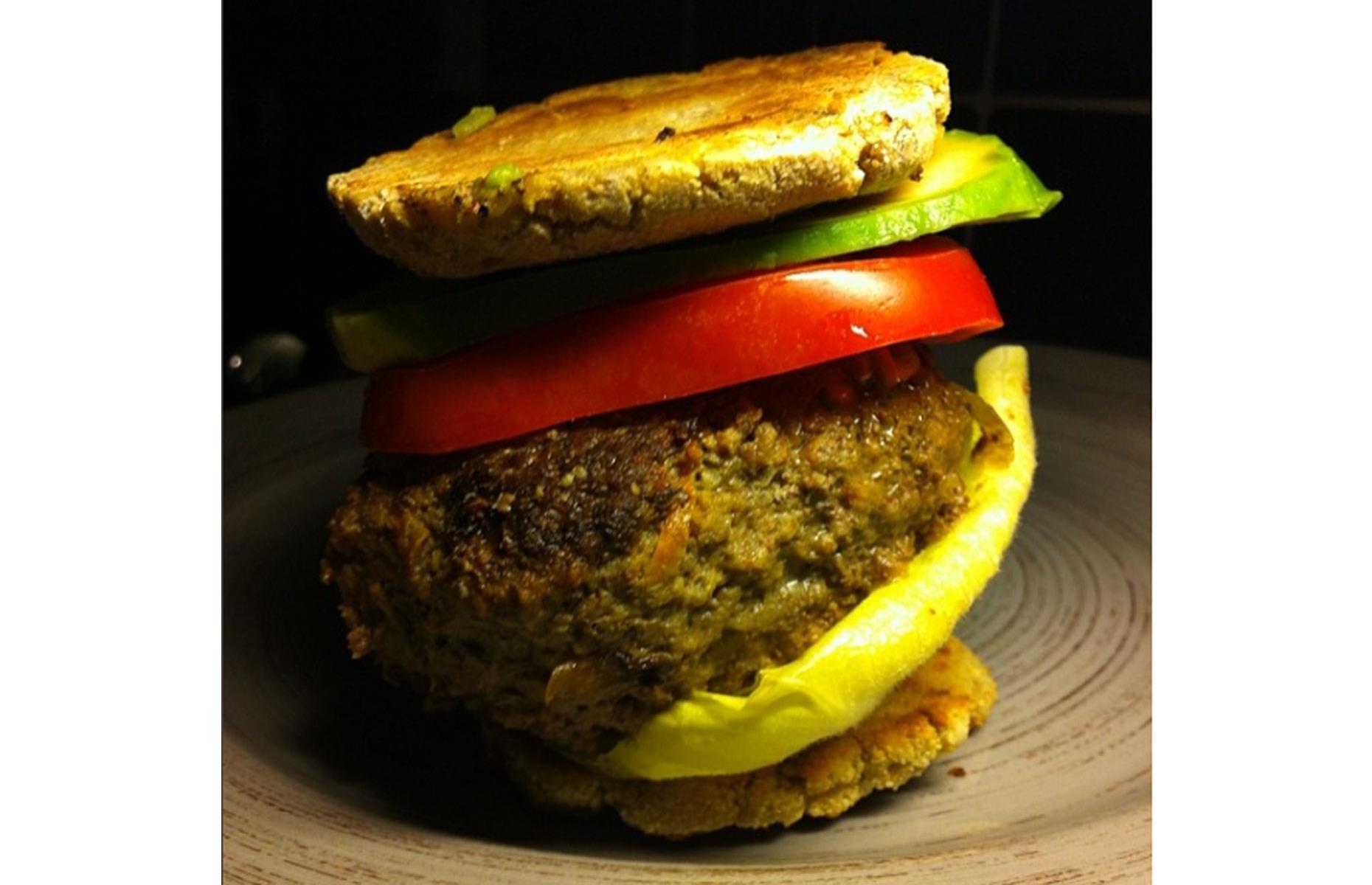 Plantain bun 